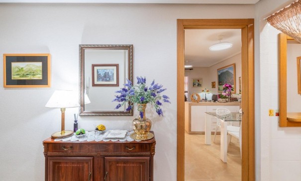 Venta - Apartamento piso -
Torrevieja - Centro