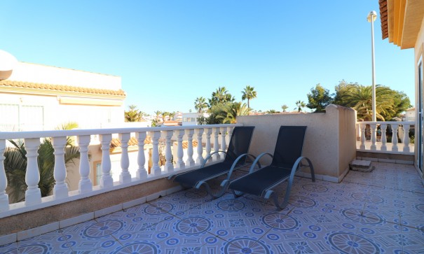 Venta - Chalet Independiente -
Ciudad Quesada - Rojales - Ciudad Quesada - Town