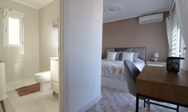 Venta - Chalet Independiente -
Ciudad Quesada - Rojales - Ciudad Quesada - Town