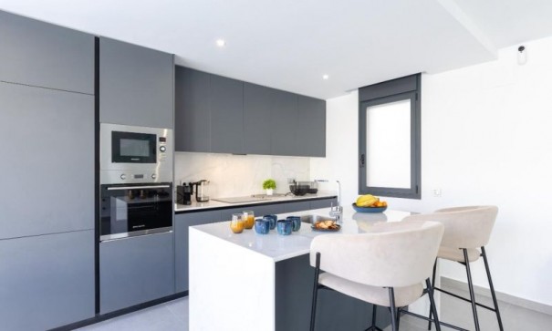 Venta - Chalet Independiente -
Algorfa