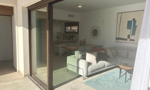 Venta - Chalet Independiente -
Algorfa