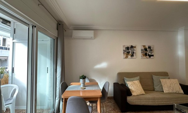 Venta - Apartamento piso -
Torrevieja - Estacion de autobuses