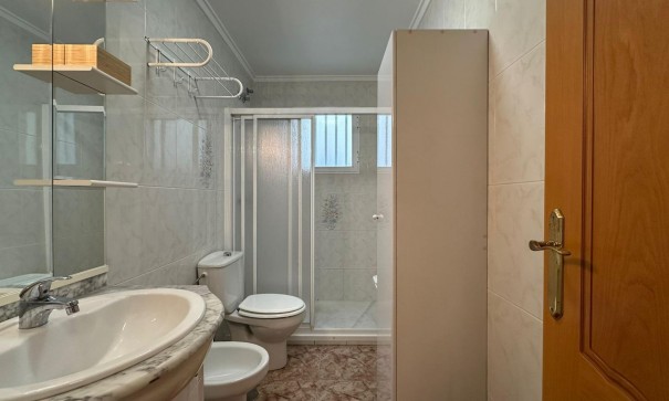 Venta - Apartamento piso -
Torrevieja - Estacion de autobuses