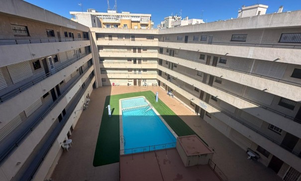 Venta - Apartamento piso -
Torrevieja - Estacion de autobuses