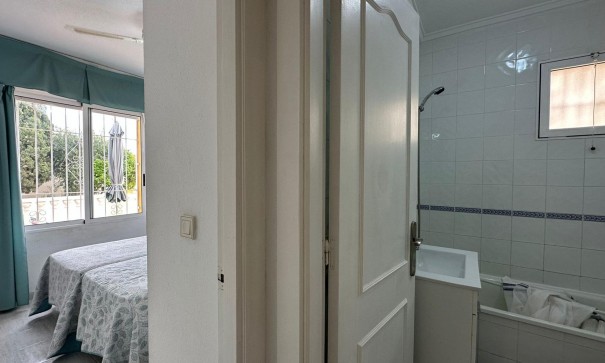 Videresalg - Lejlighed lejlighed -
Orihuela Costa - Playa Flamenca