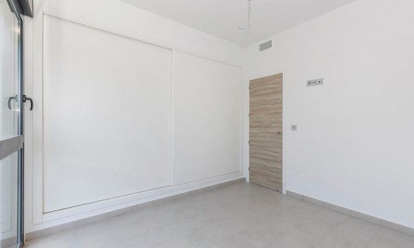 Videresalg - Fritliggende villa -
Orihuela - Orihuela Costa