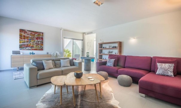 Venta - Chalet Independiente -
Orihuela Costa - Las Colinas Golf