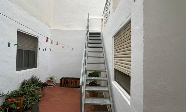 Venta - Apartamento piso -
Torrevieja - Estacion de autobuses