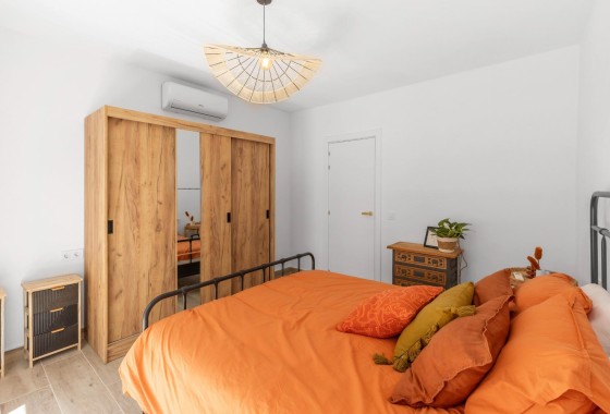 Herverkoop - Apartement Flat -
Torrevieja - Centro - Muelle Pesquero