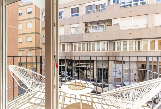 Herverkoop - Apartement Flat -
Torrevieja - Centro - Muelle Pesquero