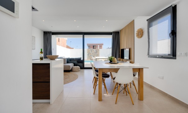 Venta - Chalet Independiente -
San Javier - Santiago de la Ribera