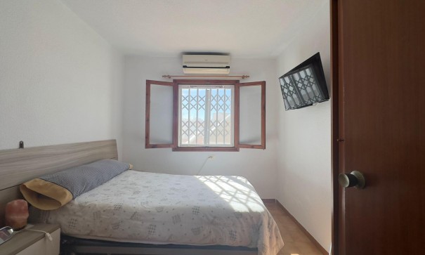 Herverkoop - Stadswoning -
Torrevieja - Centro