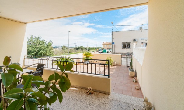 Venta - Casa de pueblo -
Orihuela - Desamparados-Hurchillo-Torremendo