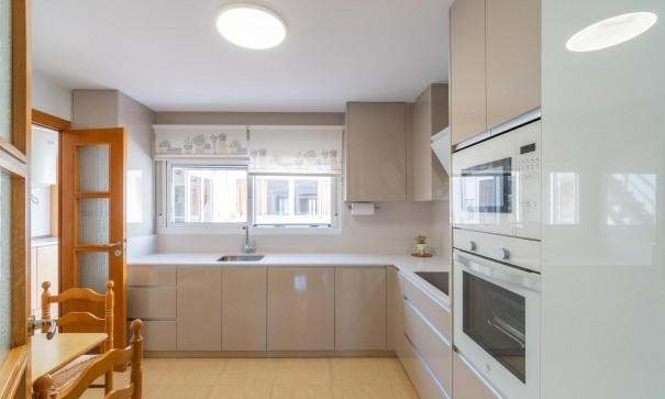 Venta - Casa de pueblo -
Orihuela - Desamparados-Hurchillo-Torremendo