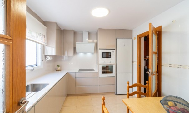 Venta - Casa de pueblo -
Orihuela - Desamparados-Hurchillo-Torremendo