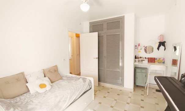 Revente - Maison de ville -
Orihuela Costa - Villamartín