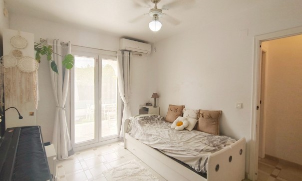 Revente - Maison de ville -
Orihuela Costa - Villamartín