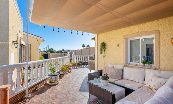 Venta - Chalet Independiente -
Ciudad Quesada - Rojales - Dona Pepa