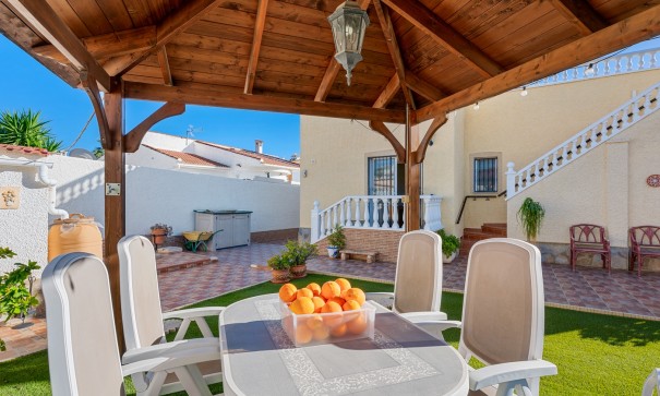 Venta - Chalet Independiente -
Ciudad Quesada - Rojales - Dona Pepa