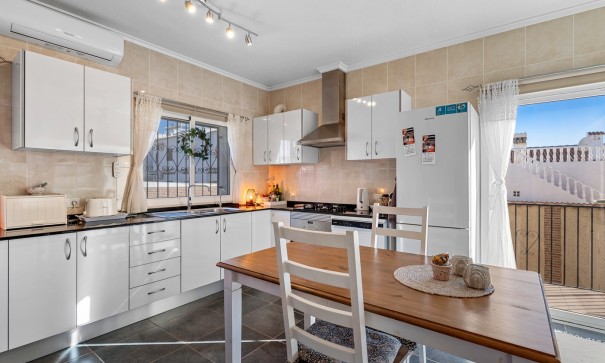 Venta - Chalet Independiente -
Ciudad Quesada - Rojales - Dona Pepa