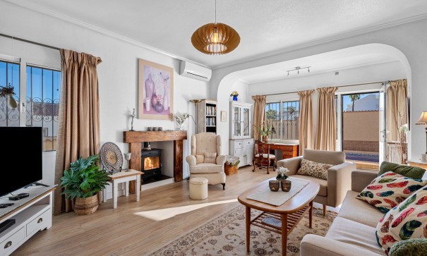 Venta - Chalet Independiente -
Ciudad Quesada - Rojales - Dona Pepa