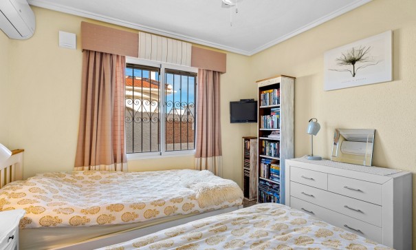 Venta - Chalet Independiente -
Ciudad Quesada - Rojales - Dona Pepa