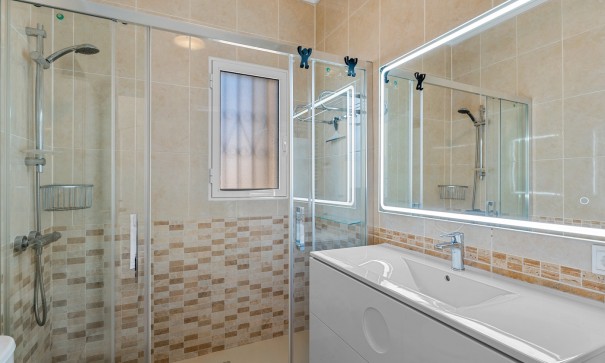 Venta - Chalet Independiente -
Ciudad Quesada - Rojales - Dona Pepa