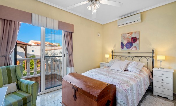 Venta - Chalet Independiente -
Ciudad Quesada - Rojales - Dona Pepa