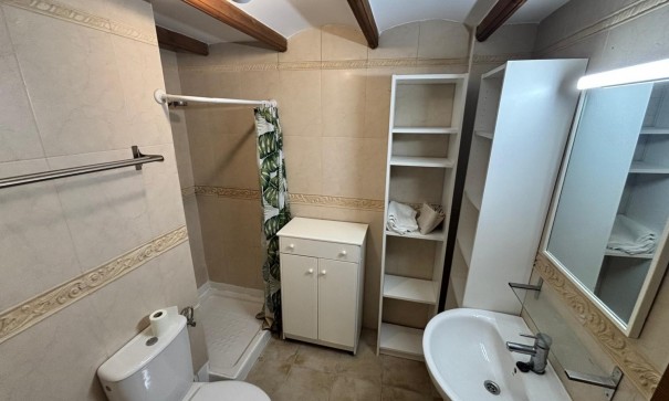 Venta - Casa de pueblo -
Guardamar del Segura - Urbanizaciones