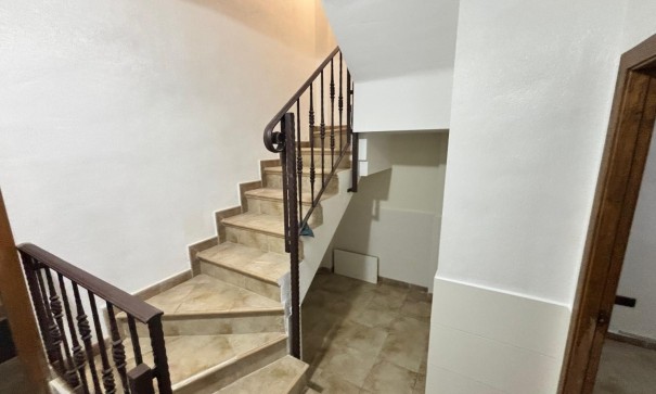 Venta - Casa de pueblo -
Guardamar del Segura - Urbanizaciones