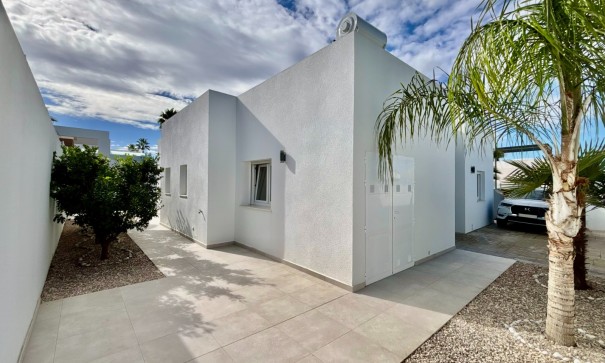 Venta - Chalet Independiente -
Benijofar - Benijofar - Village