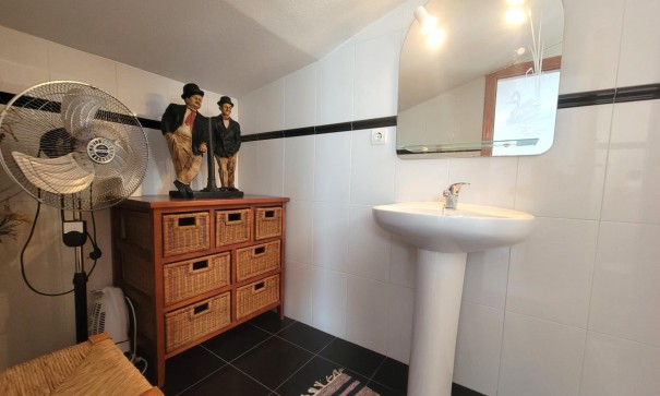 Herverkoop - Stadswoning -
Torrevieja - La Siesta - El Salado - Torreta