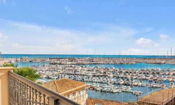 Venta - Apartamento piso -
Torrevieja - Paseo maritimo