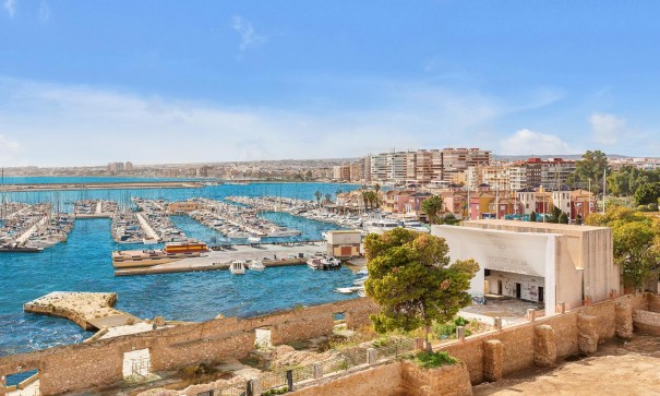 Venta - Apartamento piso -
Torrevieja - Paseo maritimo