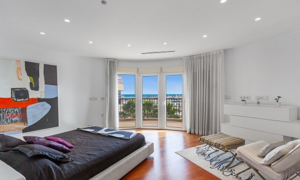 Venta - Apartamento piso -
Torrevieja - Paseo maritimo