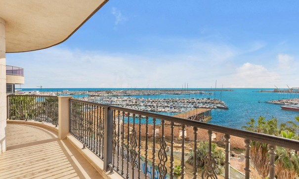 Venta - Apartamento piso -
Torrevieja - Paseo maritimo