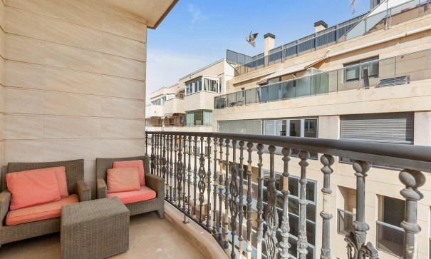 Venta - Apartamento piso -
Torrevieja - Paseo maritimo