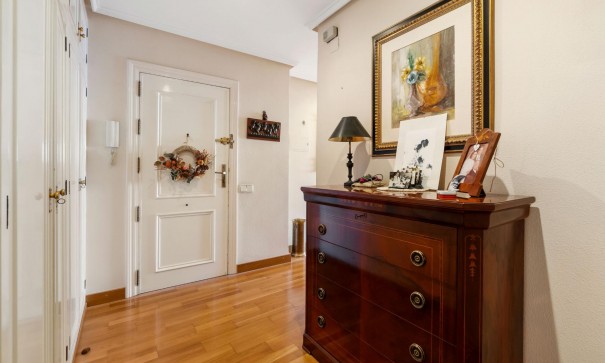 Revente - Appartement -
Torrevieja - Piscinas naturales