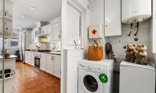 Revente - Appartement -
Torrevieja - Piscinas naturales