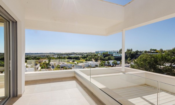 Venta - Chalet Independiente -
Orihuela Costa - Las Colinas Golf