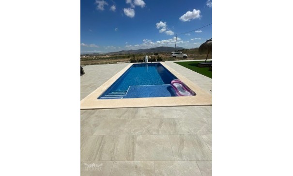 Revente - Maison de ville -
Pinoso - Pinoso Alicante