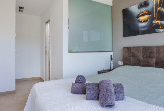 Revente - Maison de ville -
Benijofar