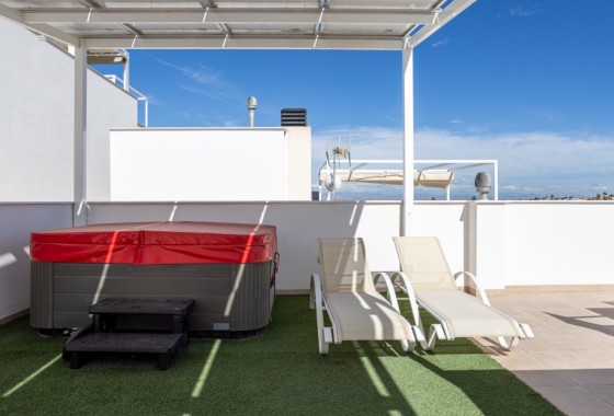 Revente - Maison de ville -
Benijofar