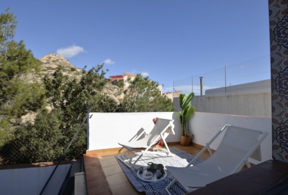 Herverkoop - Stadswoning -
SAX