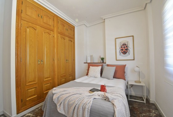 Herverkoop - Stadswoning -
SAX