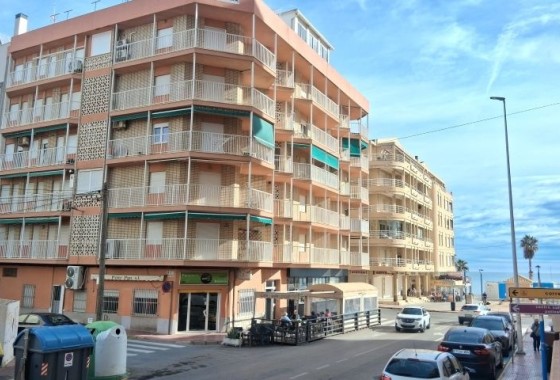 Sprzedaż - Apartament / Mieszkanie -
Torrevieja