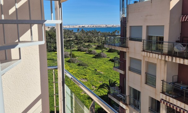 Revente - Appartement -
Torrevieja - Punta Prima