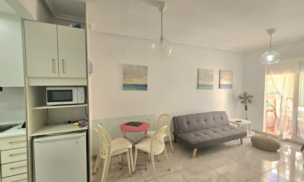 Revente - Appartement -
Torrevieja - La Mata