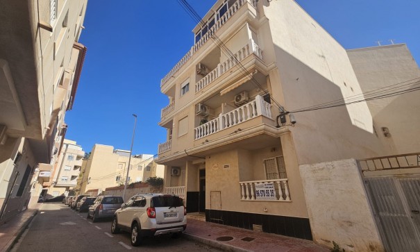 Revente - Appartement -
Torrevieja - La Mata