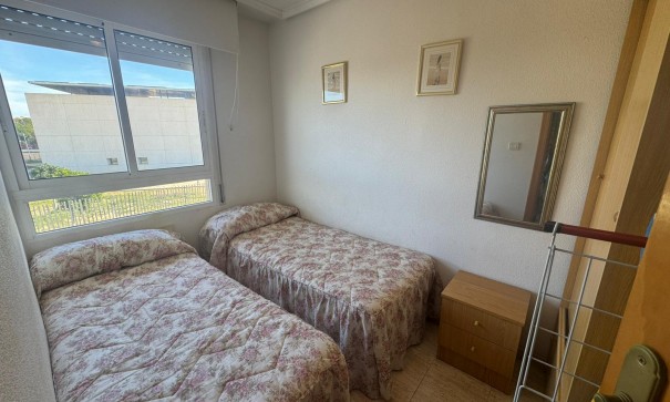 Venta - Apartamento piso -
Torrevieja - Playa del Acequión